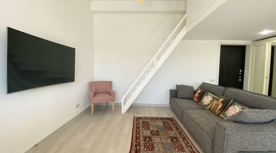 Апартаменты 0104 Мезонин 4-местный с балконом