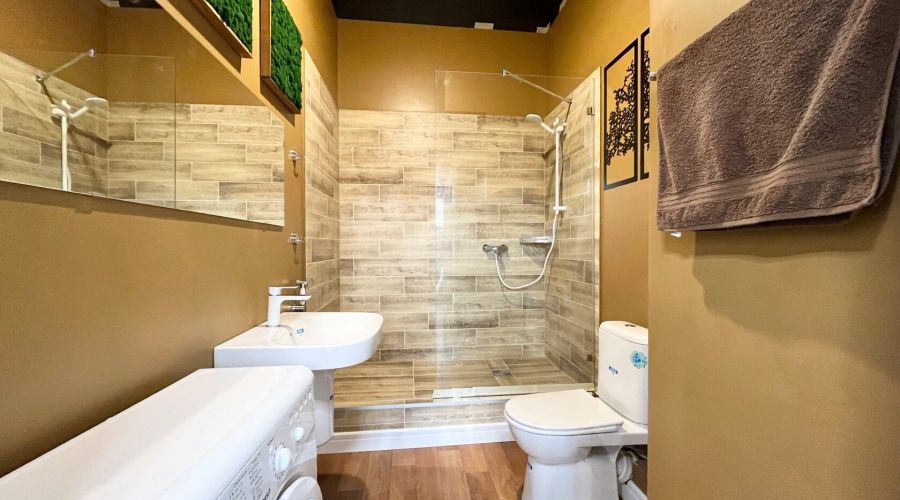 Студия 0183 4-местная с отдельным входом