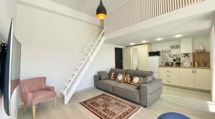 Апартаменты 0104 Мезонин 4-местный с балконом