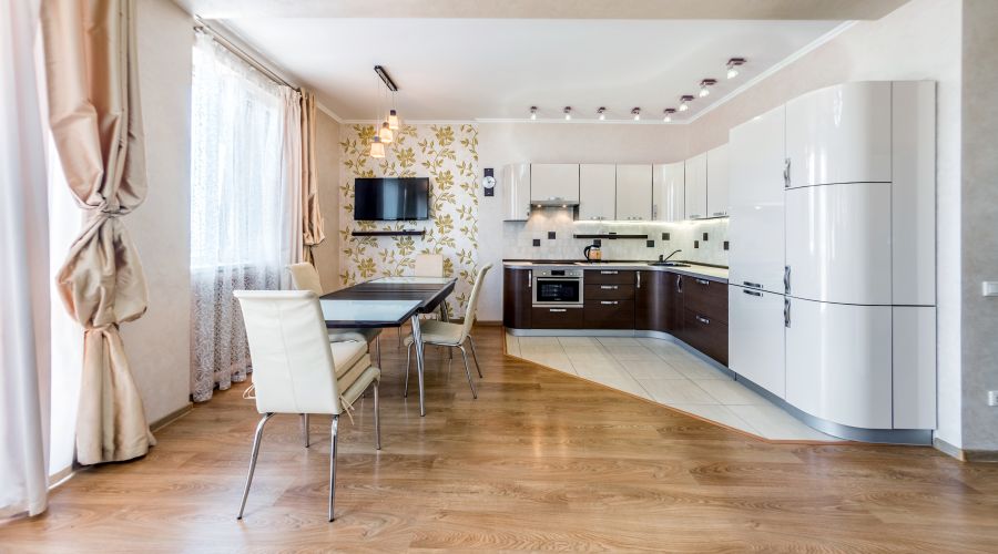 Апартаменты 0015 3-комнатные с балконом