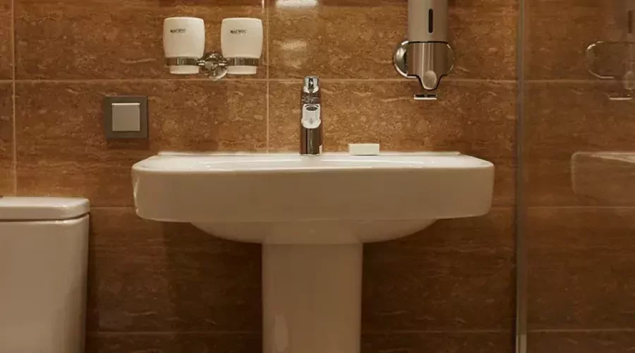 Эконом Выгодный без окна с двумя отдельными кроватями