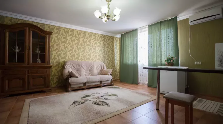 Люкс Семейный 2 комнатный люкс с кухней