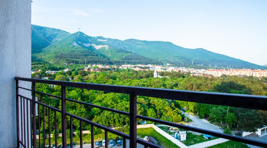 Апартаменты Горная 15В / 73 с видом на море от LetoApart