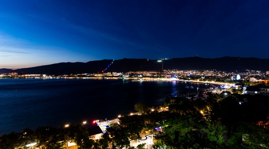 Апартаменты Приморская 30А / 68 с видом на море от LetoApart  