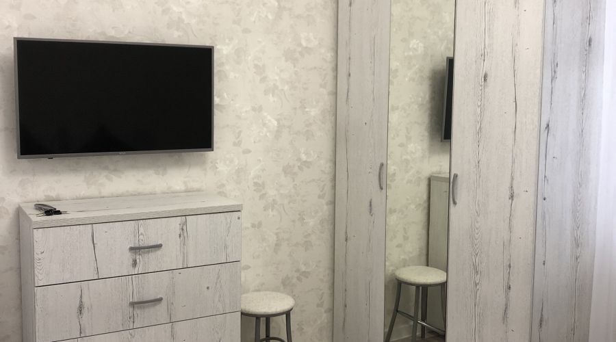 Апартаменты Апартаменты №8, Свердлова 53А, 52 кв. м.