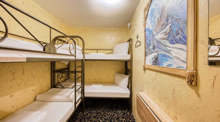 Бюджетный 4-местный, без окна