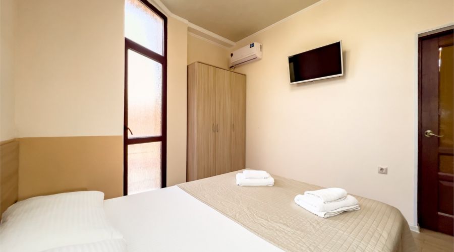 Люкс 5-местный с балконом