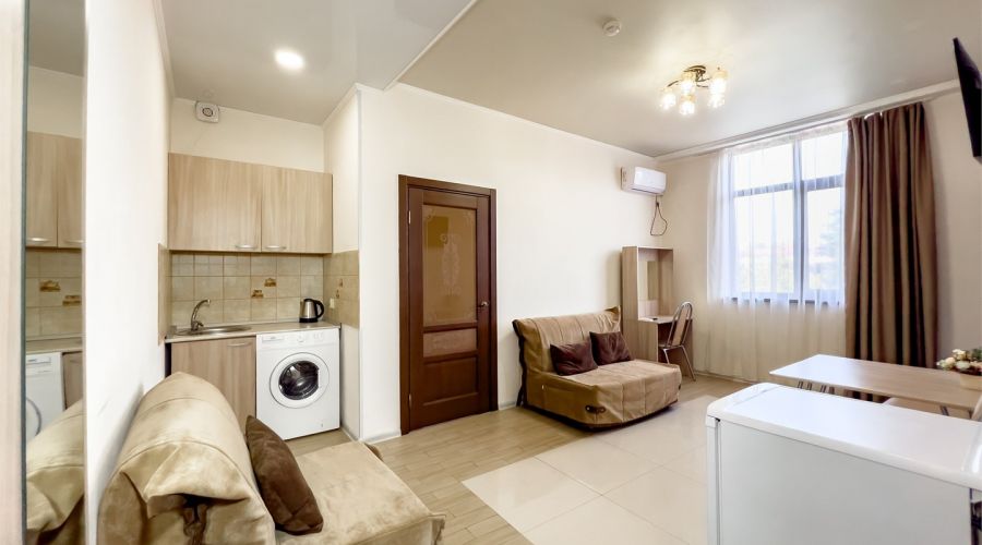 Люкс 5-местный с балконом