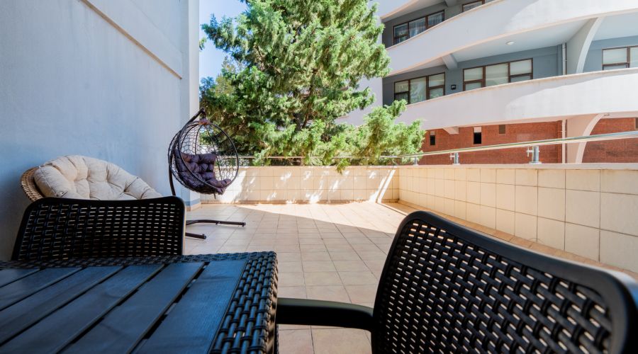 Апартаменты 6-м. с 2-мя спальнями 15