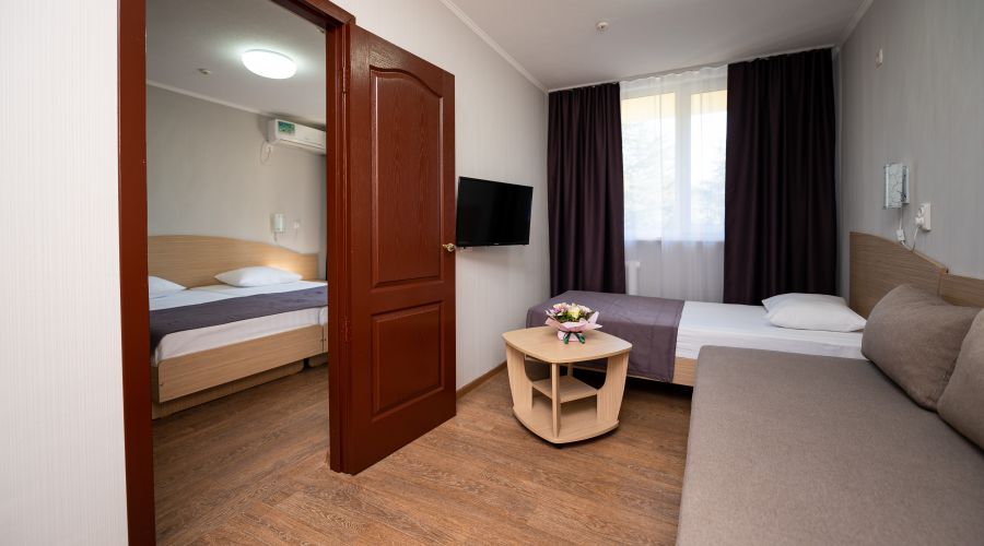 Family 3-местный 2-комнатный корпус 1