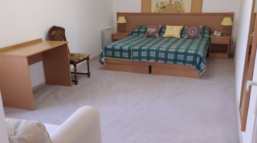 Джуниор сюит 2-местный 2-комнатный без балкона №2 Восток корпус 2