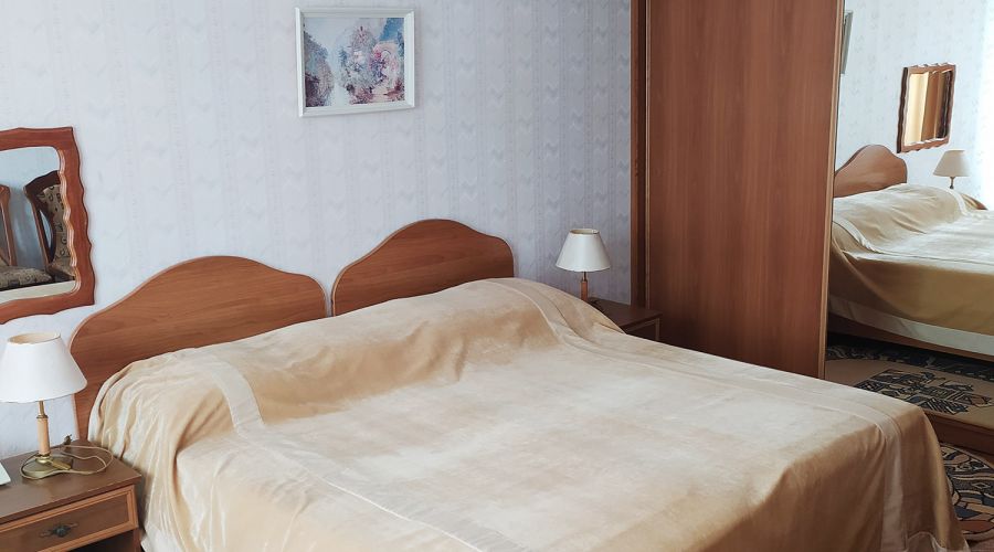 Джуниор сюит 2-местный 2-комнатный с балконом и ванной №401 ЮГ корпус 2