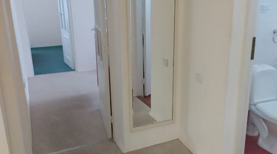 Джуниор сюит 4-местный 3-комнатный без балкона №4 Восток корпус 2