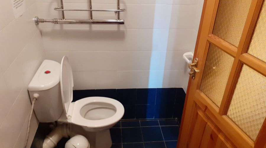 Стандарт 1-местный 1-комнатный с балконом и душем ЮГ корпус 1