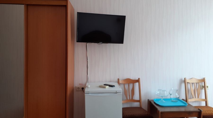 Стандарт 2-местный 1-комнатный с балконом и душем ЮГ корпус 1