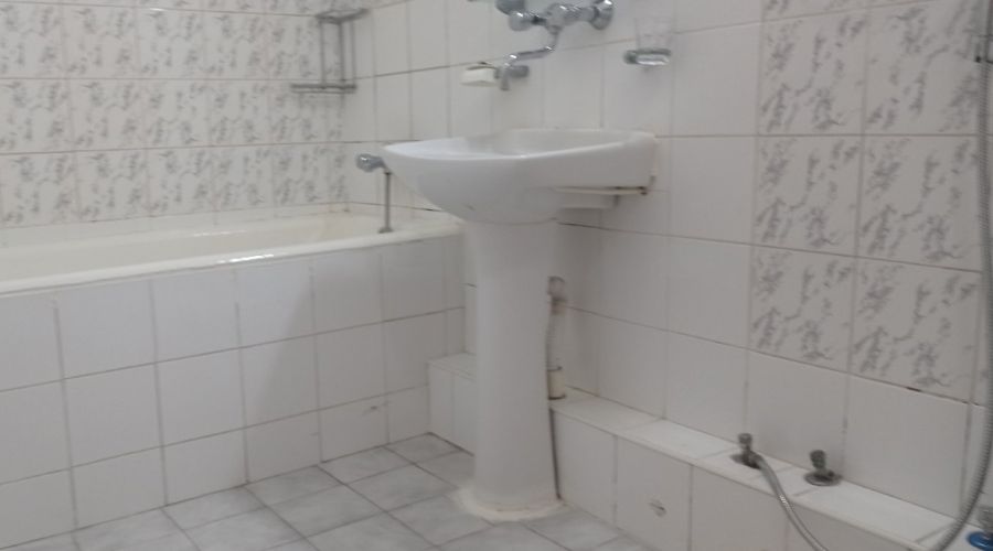 Стандарт 2-местный 2-комнатный без балкона с ванной 1 этаж ЮГ корпус 1