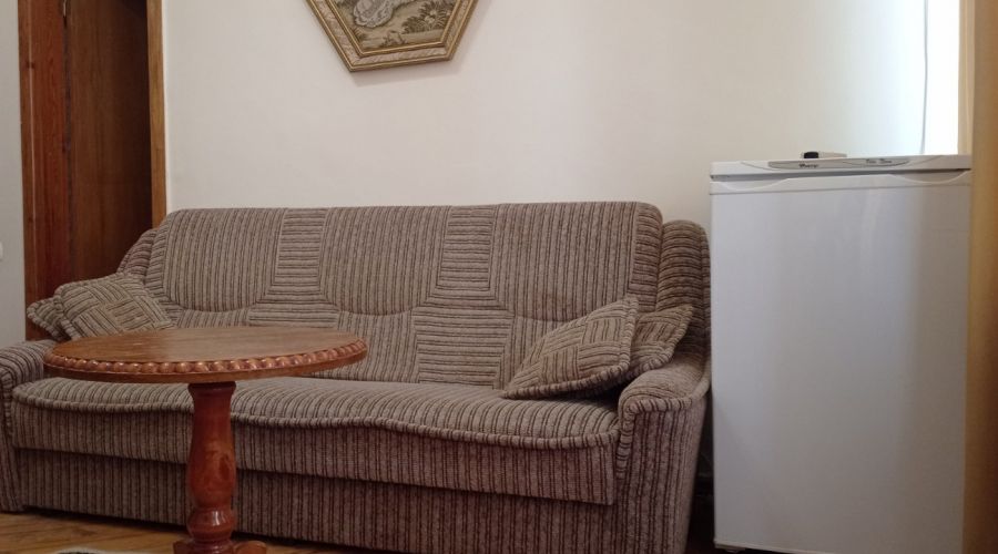 Стандарт 2-местный 2-комнатный без балкона с ванной 1 этаж ЮГ корпус 1