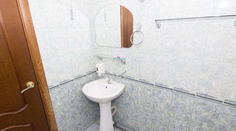 Люкс 2-местный 2-комнатный (241)