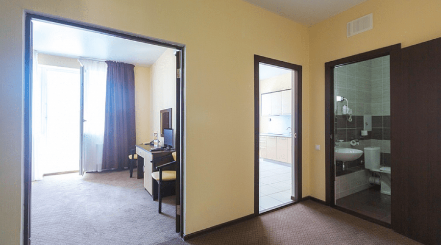 Апартаменты 4-местный 2-комнатный (с кухней TL)