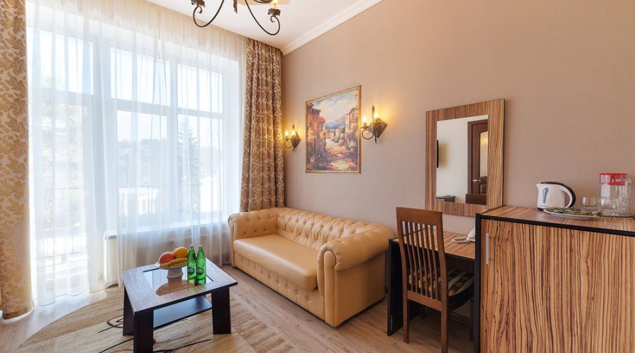 Люкс 2-местный  2-комнатный