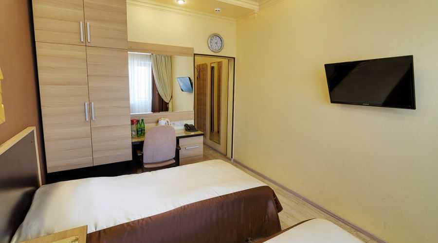 1 категория 1 место в 2-местном  номере с подселением