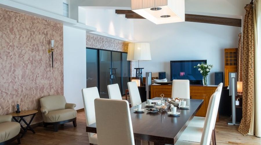 Сюит 2-местный 2-комнатный