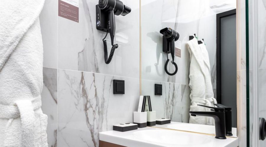 Стандартный 2-местный (боковой вид на море)