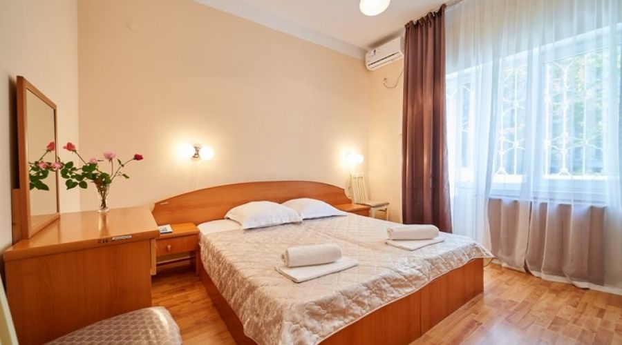 Стандартный 4-местный 2-комнатный