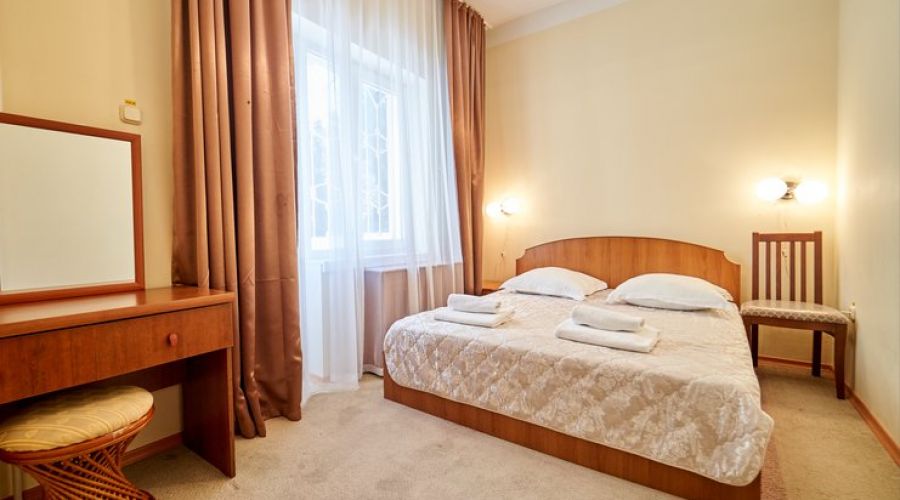 Стандартный 4-местный 2-комнатный