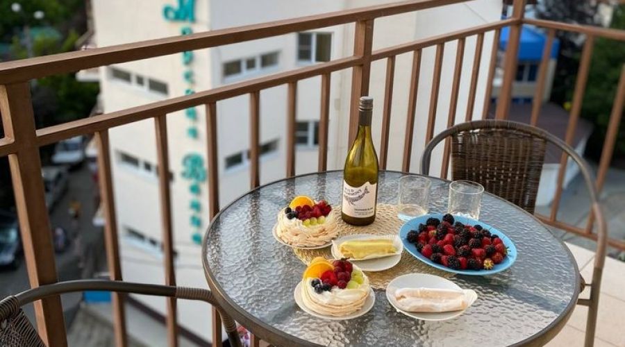 Полулюкс 2-местный (с балконом)