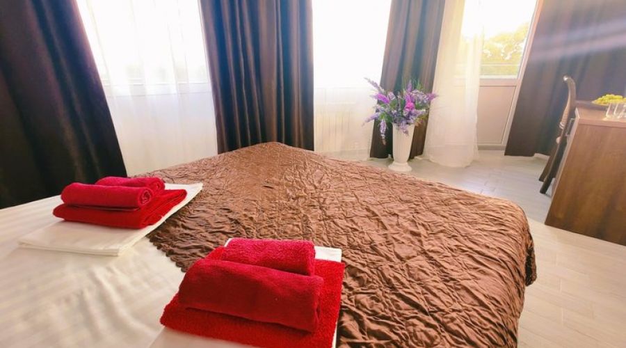 Эксклюзив 5-местный 2-комнатный (море, с террасой)