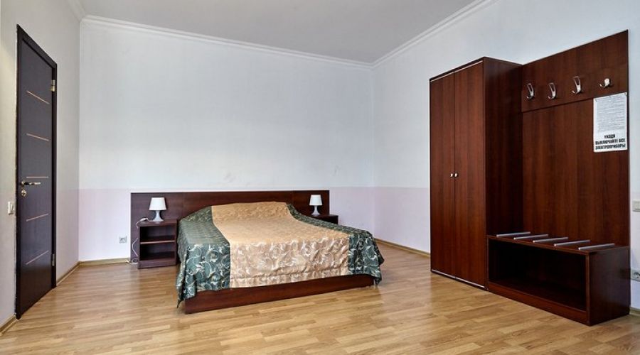 Стандартный 4-местный 1-комнатный (с балконом)