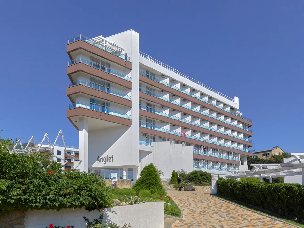 Отель "Alean Family Resort & Spa Biarritz / Биарриц"