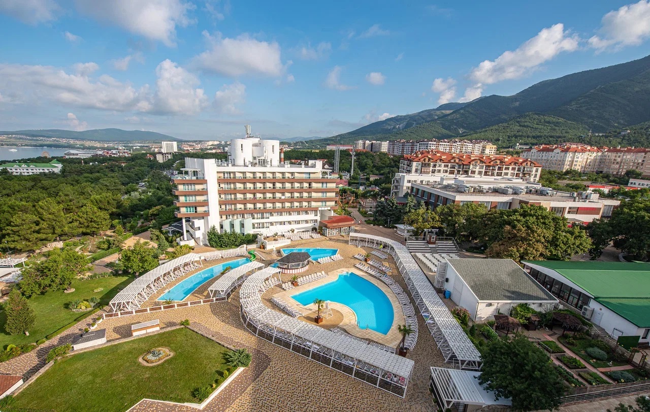 Отель "Alean Family Resort & Spa Biarritz / Биарриц"