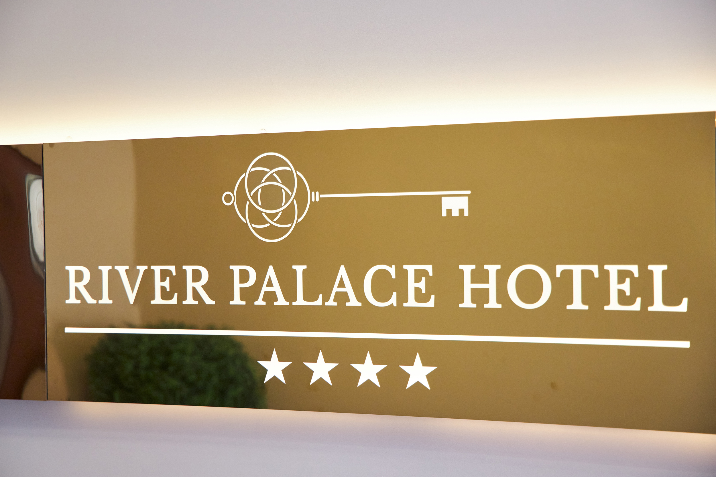 Отель «River Palace»