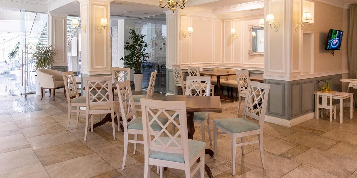 Гастрономическое кафе «Café de Paris»
