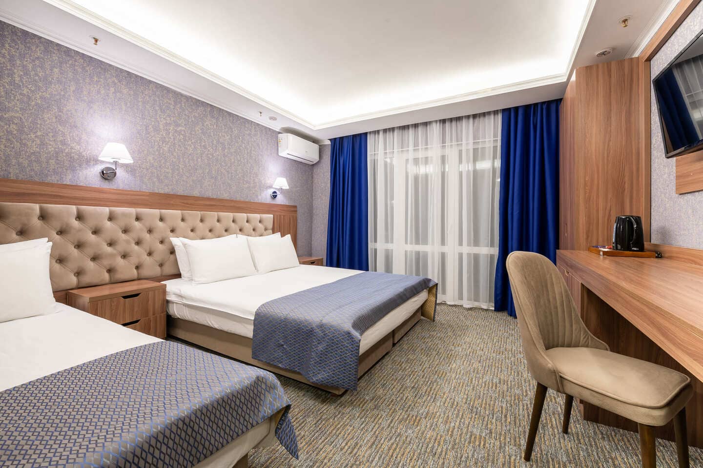 Отель "Акваград Hotel and Spa"