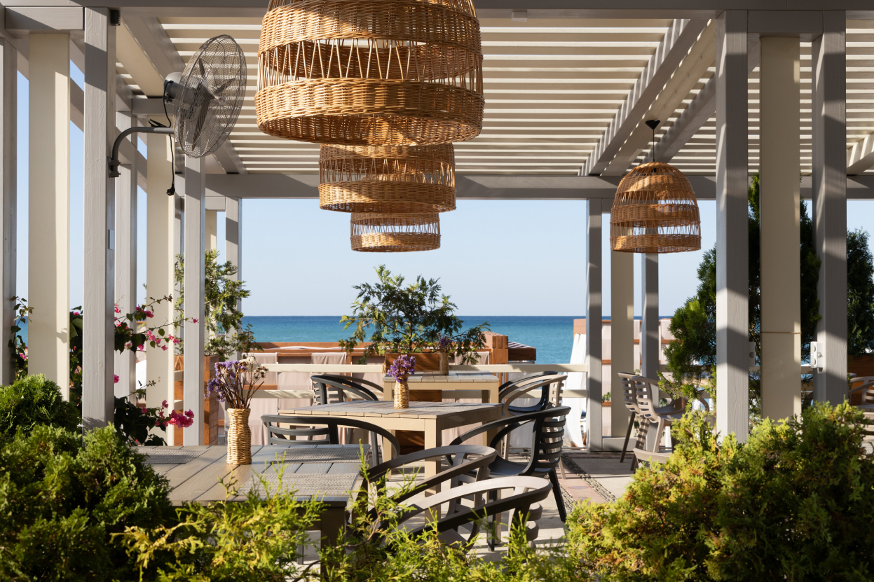 Ресторан на пляже "Veranda"