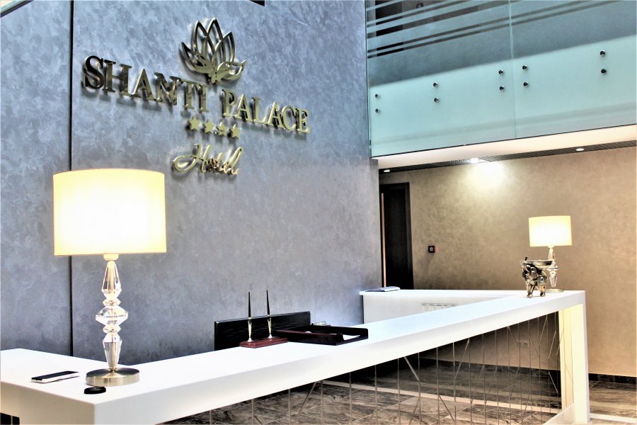 Shanti Palace апар отель